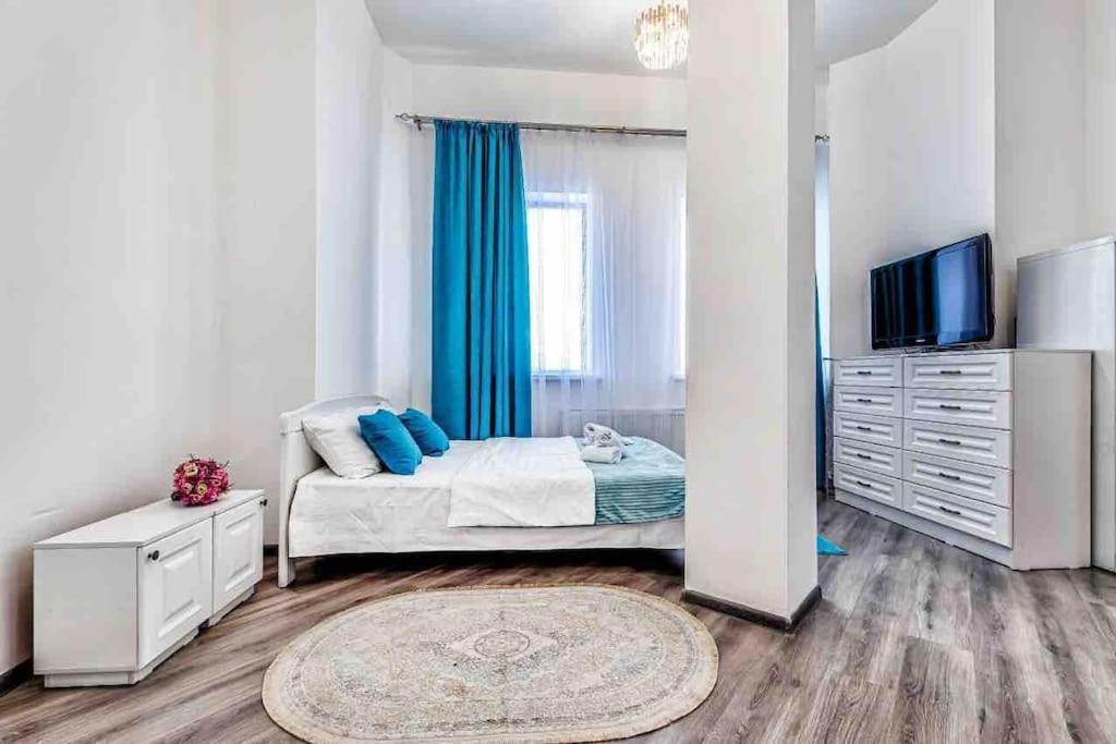 Apartament Уютная Квартира С Террасой В Сердце Столицы Taldykol Zewnętrze zdjęcie